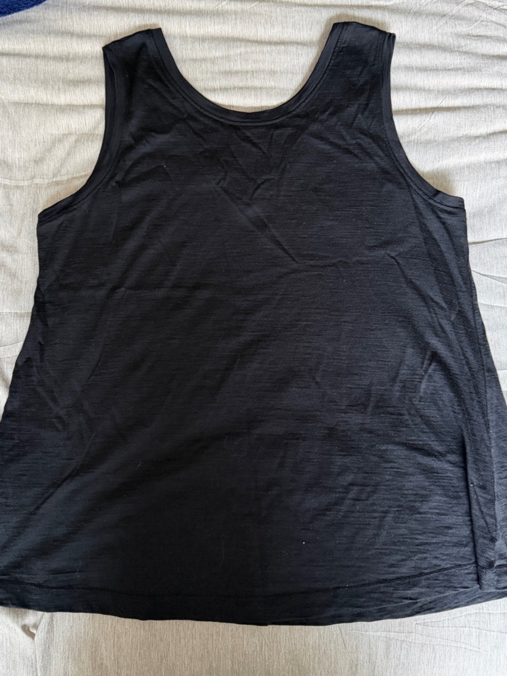 Wool& Poppy Signature Reversible Tank in Black - Picture 2 of 5